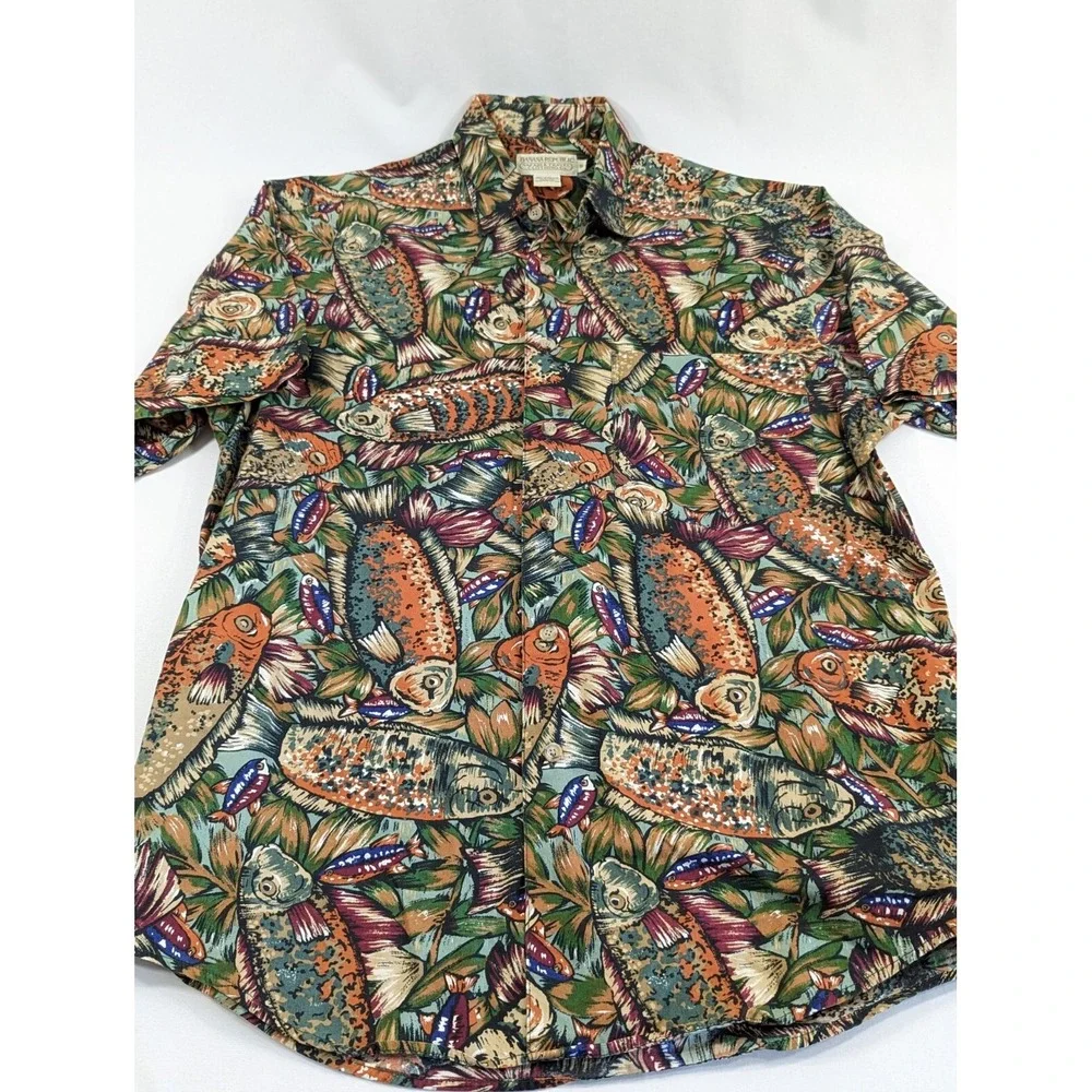 Vintage 90s Banana Republic Safari & Travel Clothing Safari Fish All Over Small‎